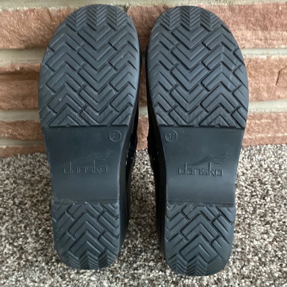Dansko Clogs - Picture 5 of 7
